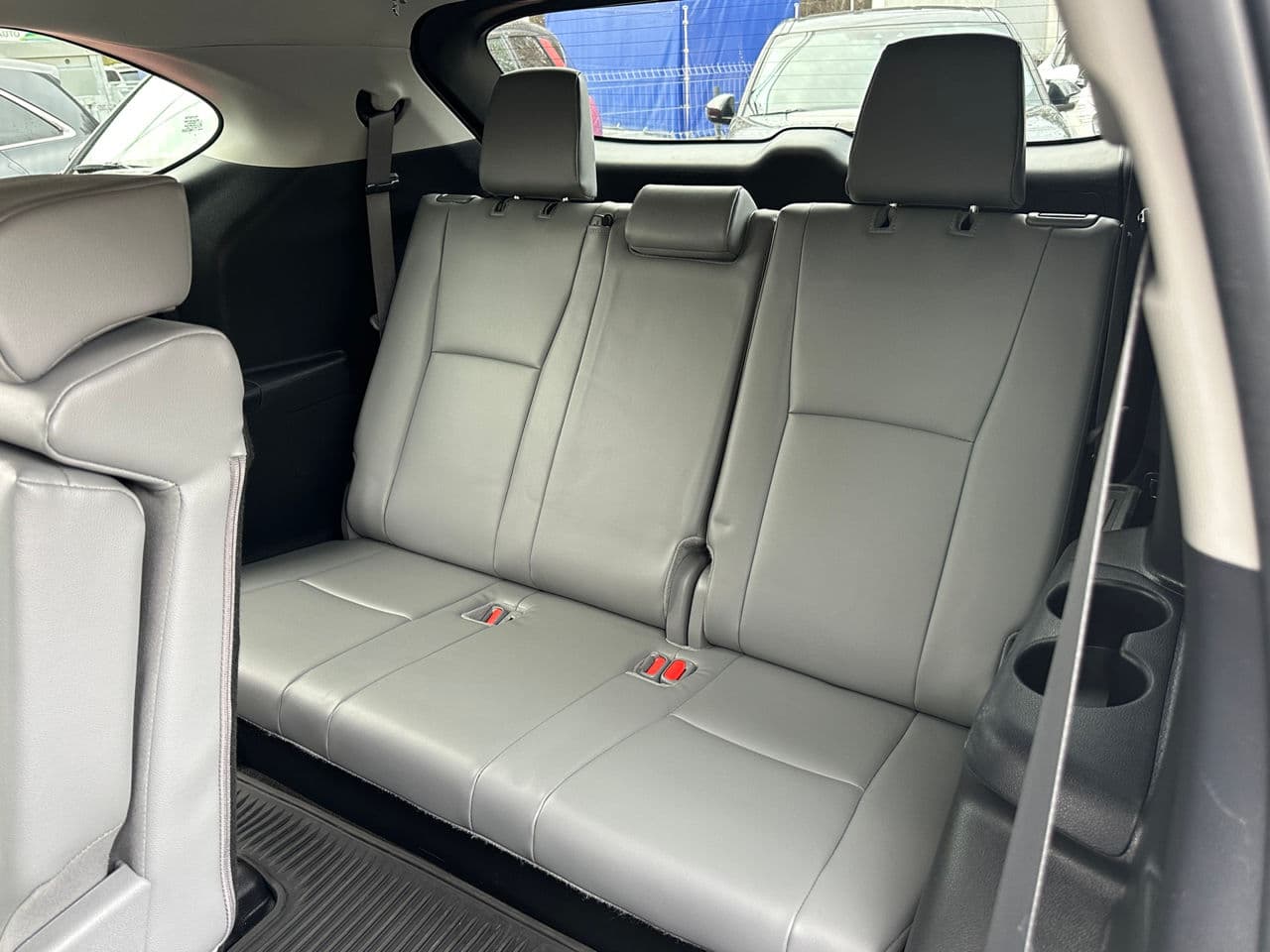 Toyota Highlander 2023 — Миниатюра 14