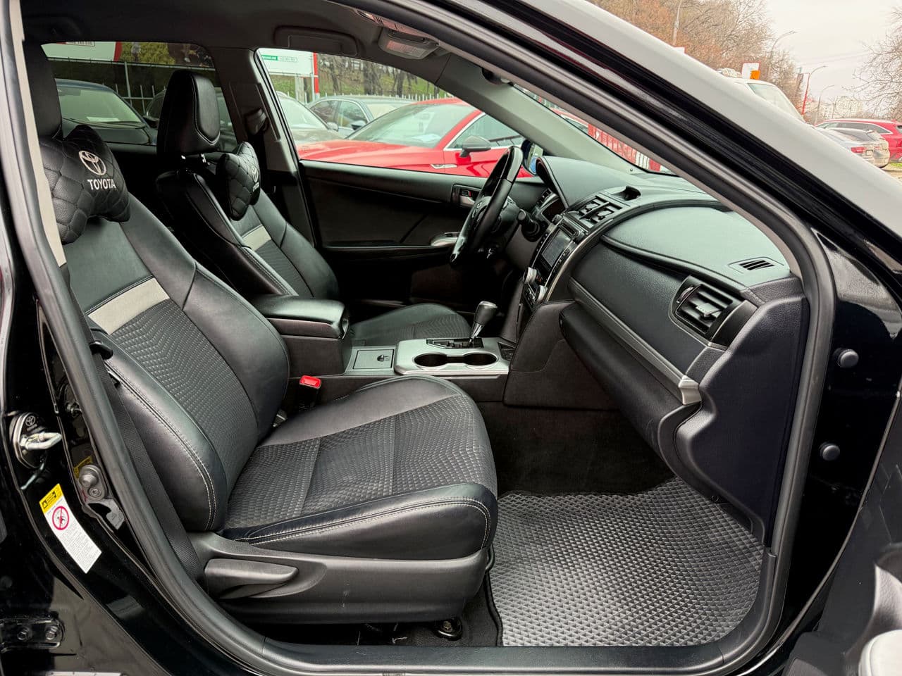 Toyota Camry 2014 — Миниатюра 5
