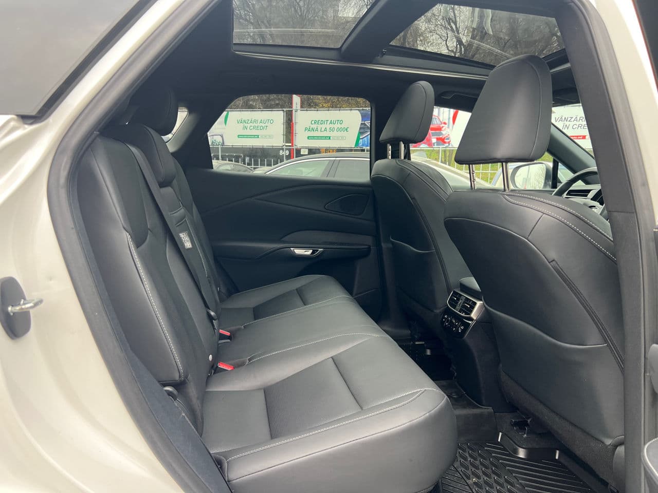 Lexus RX 350h 2023 — Миниатюра 15