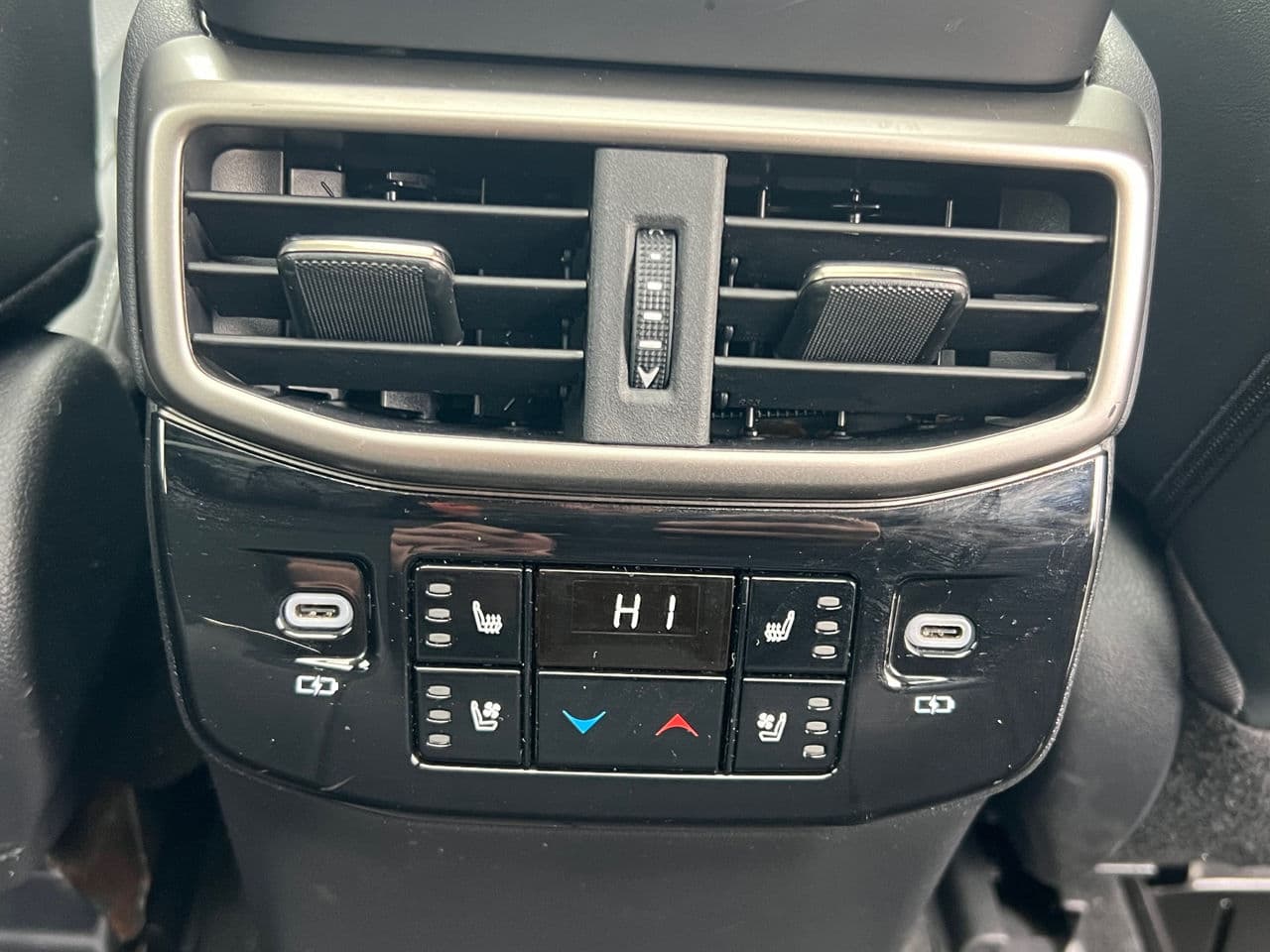 Lexus RX 350h 2023 — Миниатюра 11