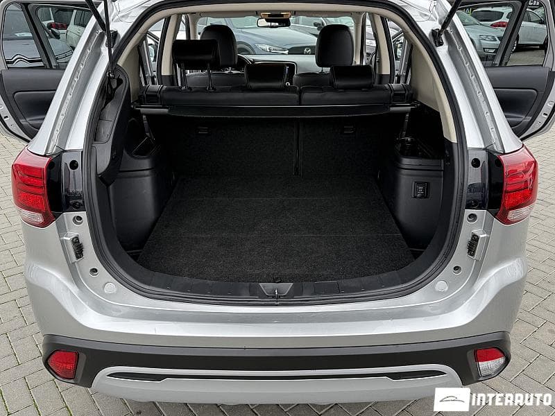 Mitsubishi Outlander 2021 — Миниатюра 22
