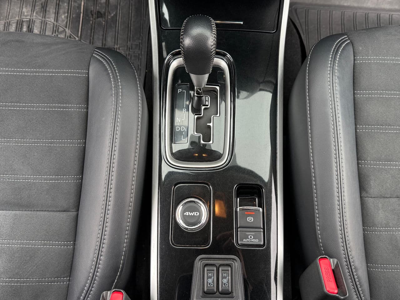 Mitsubishi Outlander 2021 — Миниатюра 13