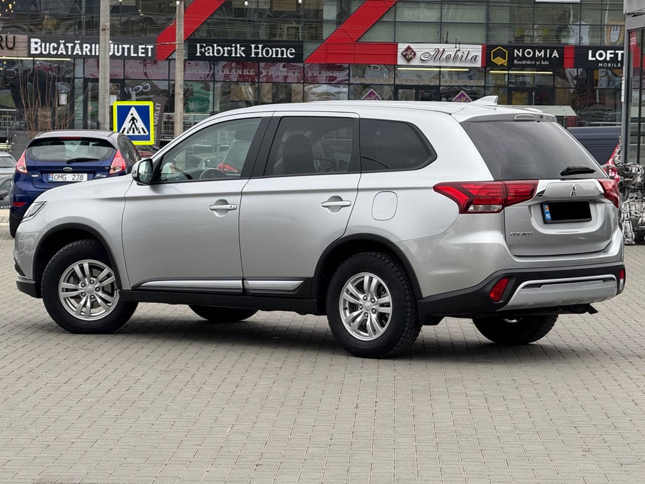 Mitsubishi Outlander 2021 — Миниатюра 4