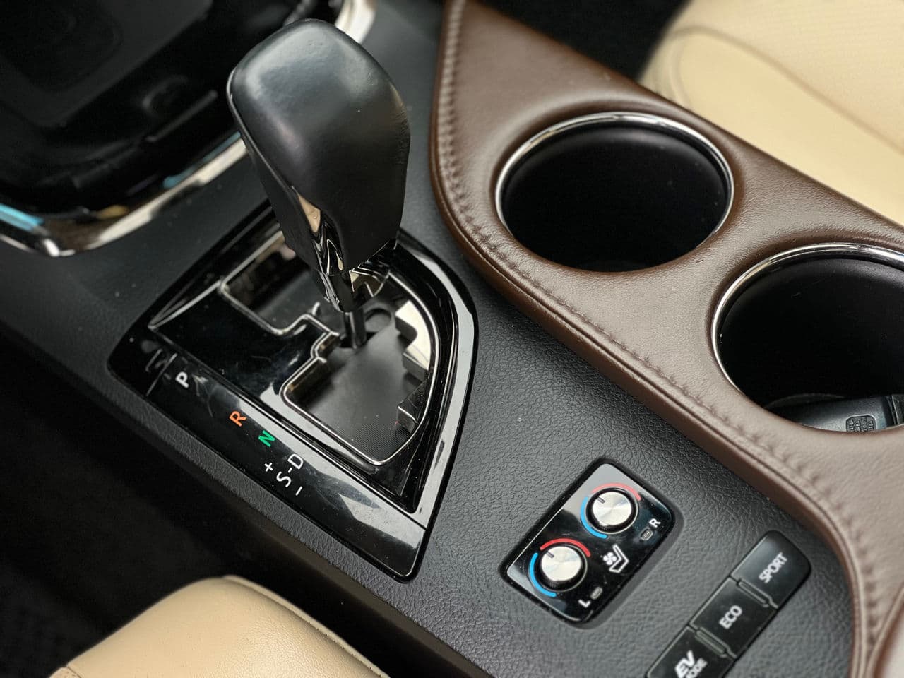 Toyota Avalon 2017 — Миниатюра 13