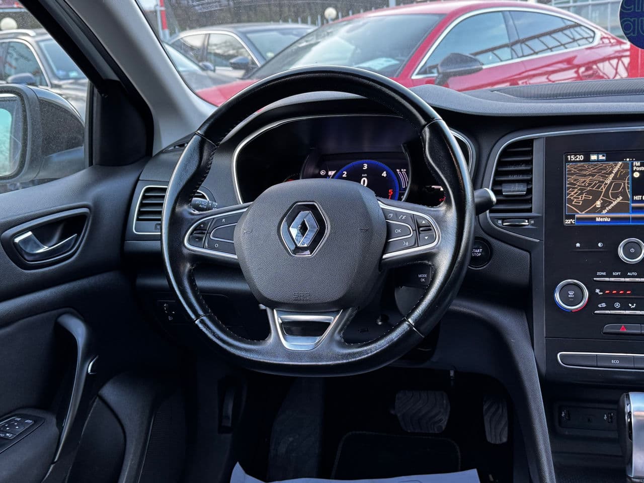 Renault Megane 2018 — Миниатюра 11
