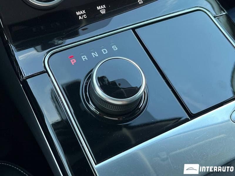 Land Rover Range Rover Velar 2018 — Миниатюра 17