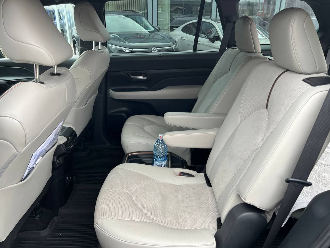 Toyota Grand Highlander 2023 — Миниатюра 20