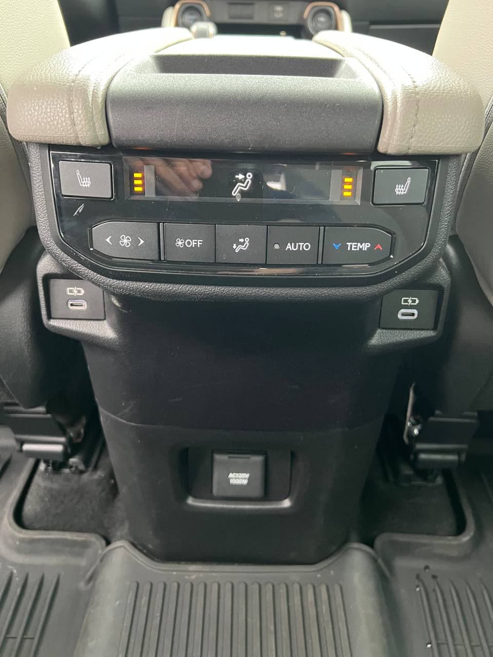 Toyota Grand Highlander 2023 — Миниатюра 19