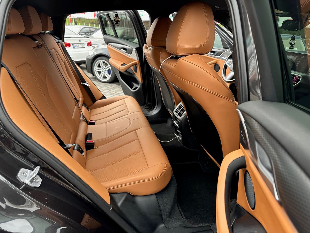 BMW X4 2.0D 2023 — Миниатюра 16