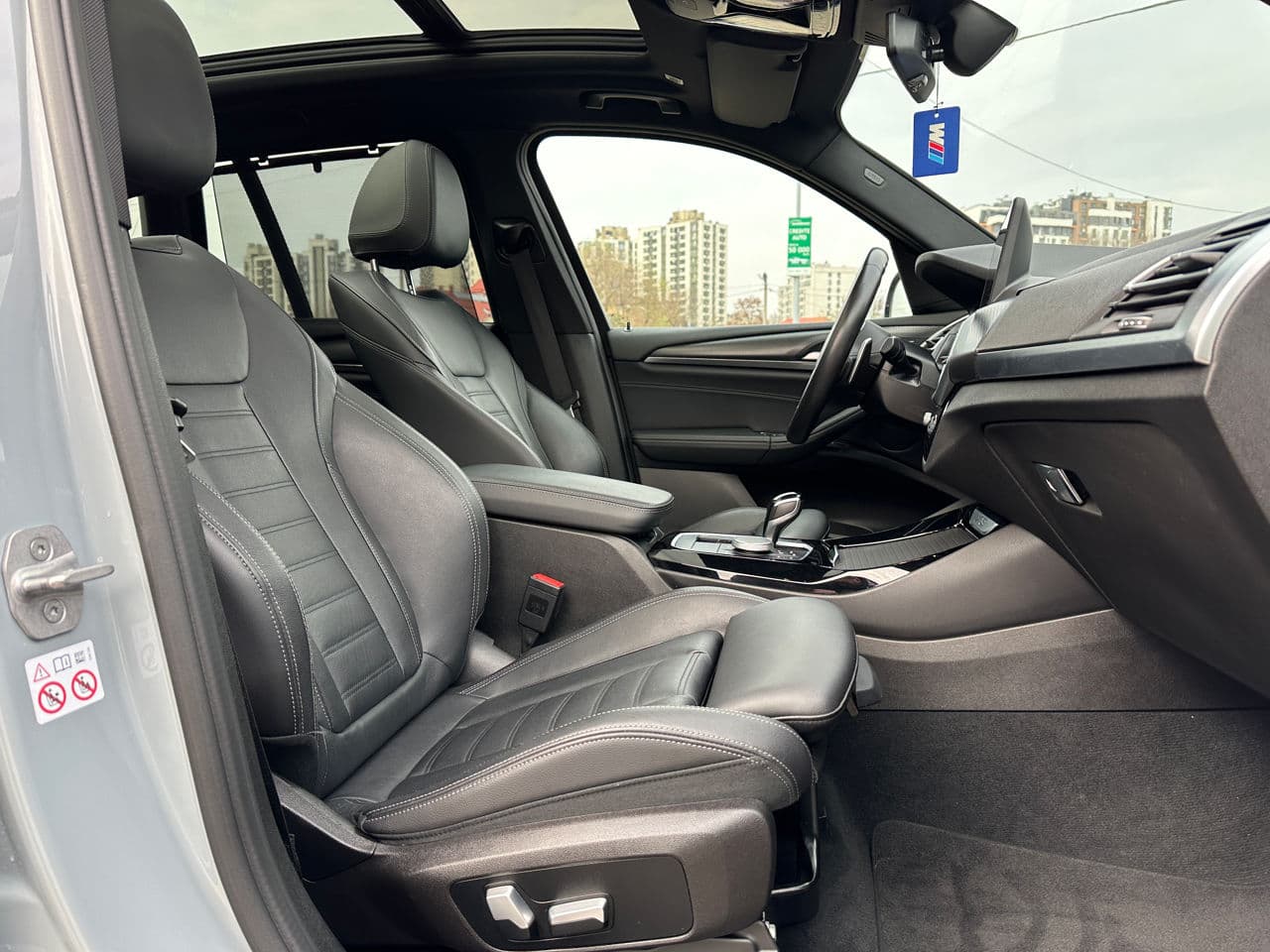 BMW X3 3.0e 2022 — Миниатюра 17