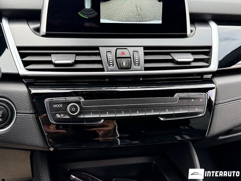 2019 BMW 216d — Miniatură 14