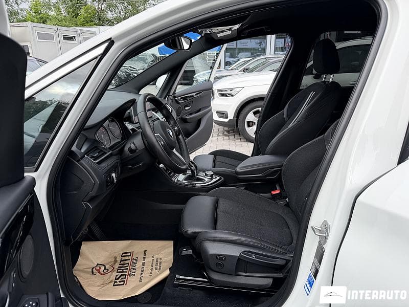 2019 BMW 216d — Miniatură 5