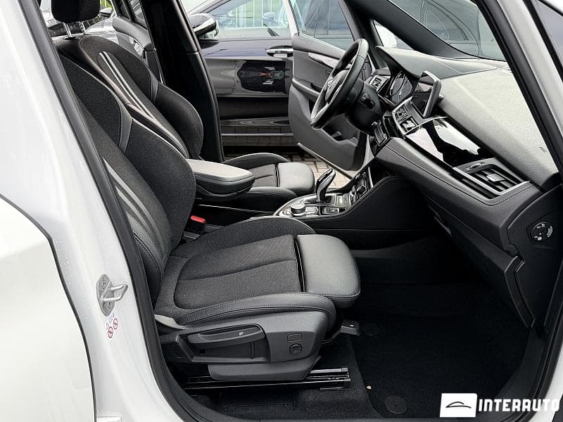 2019 BMW 216d — Miniatură 6
