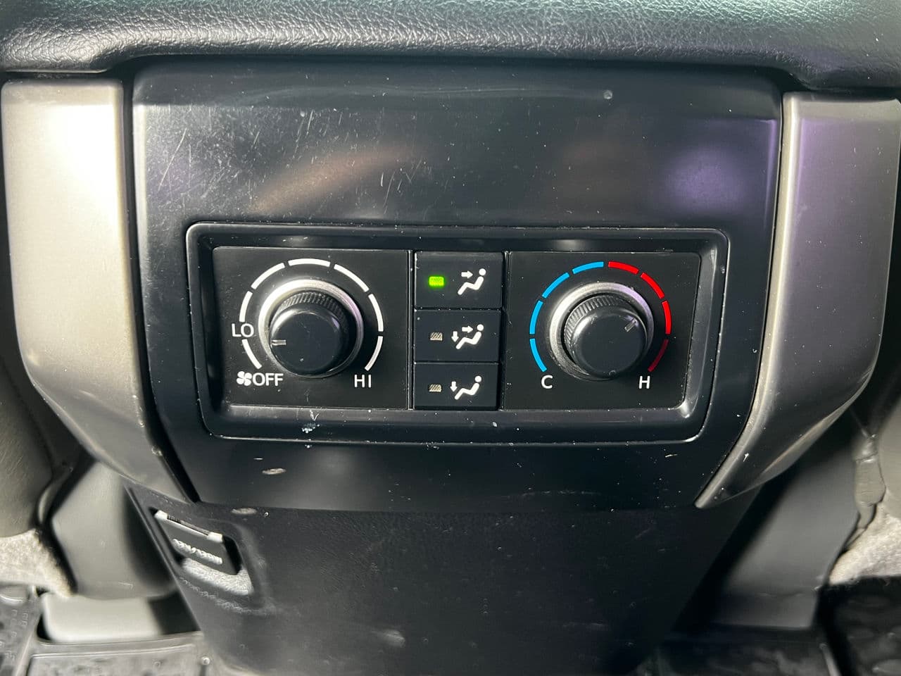 Toyota Land Cruiser Prado 2010 — Миниатюра 13