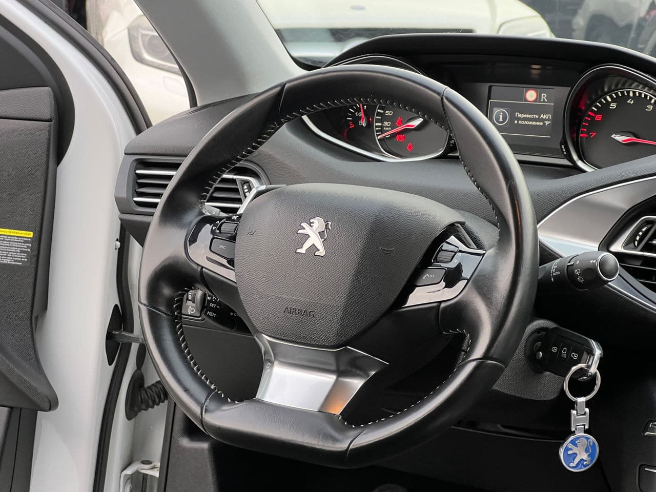 Peugeot 308 2019 — Миниатюра 7