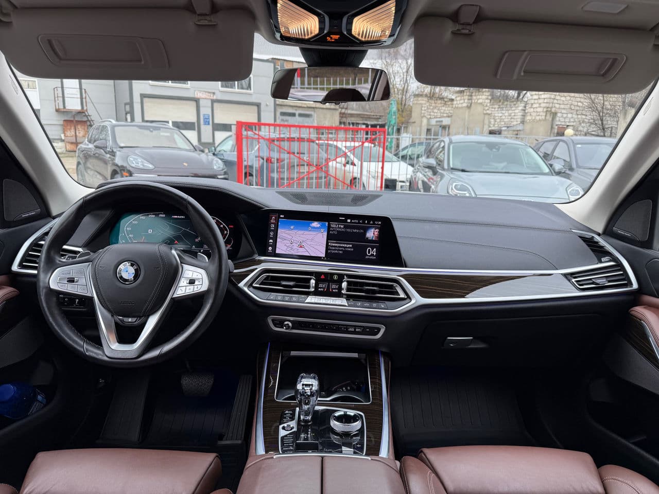 BMW X7 4.0i 2020 — Миниатюра 8