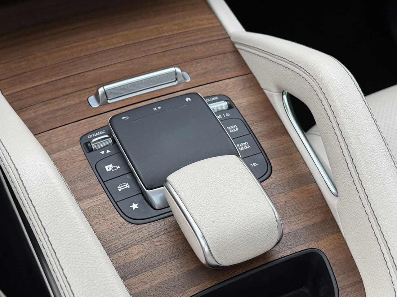 Mercedes GLE 350 2022 — Миниатюра 16