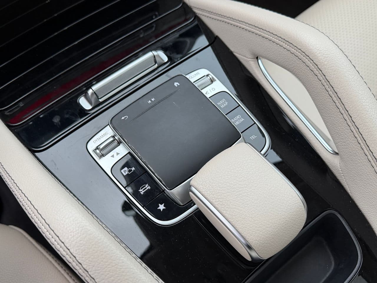 Mercedes GLE 350 2019 — Миниатюра 16