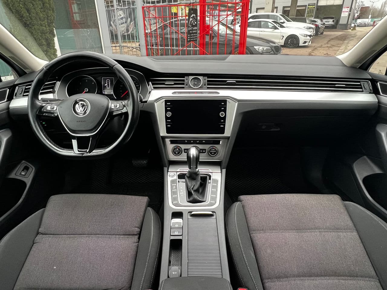 Volkswagen Passat 2018 — Миниатюра 8