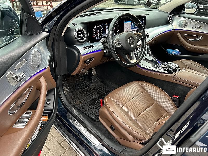 Mercedes E 220 2018 — Миниатюра 6