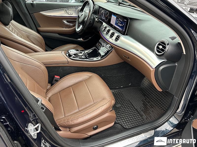Mercedes E 220 2018 — Миниатюра 18