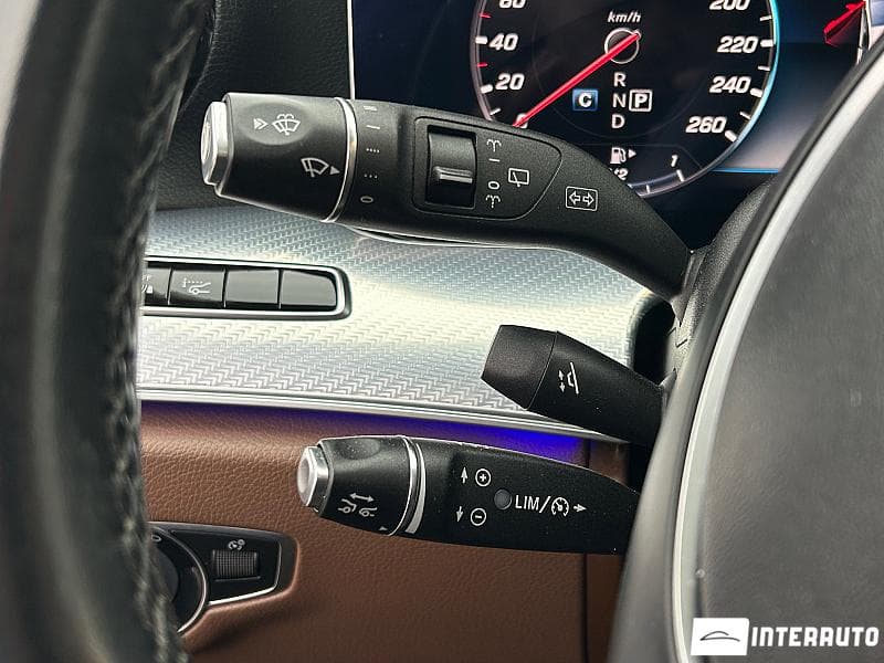 Mercedes E 220 2018 — Миниатюра 10