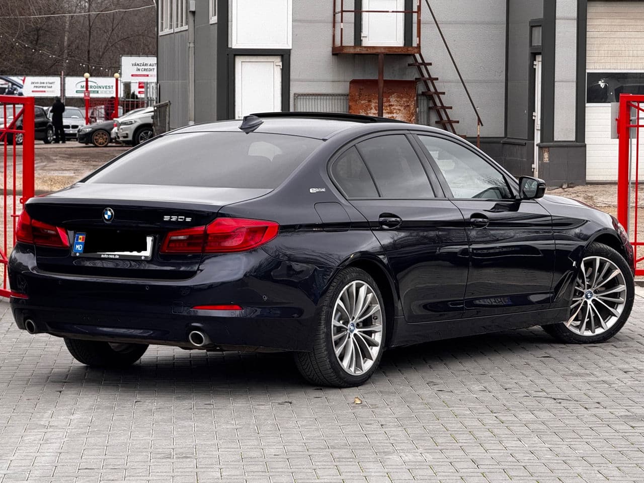 BMW 530e 2019 — Миниатюра 4