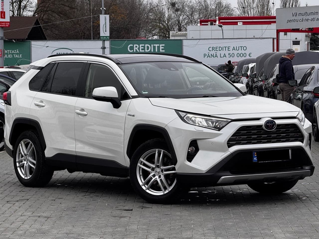 Toyota Rav-4 2020 — Миниатюра 3