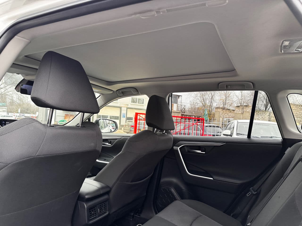 Toyota Rav-4 2020 — Миниатюра 13