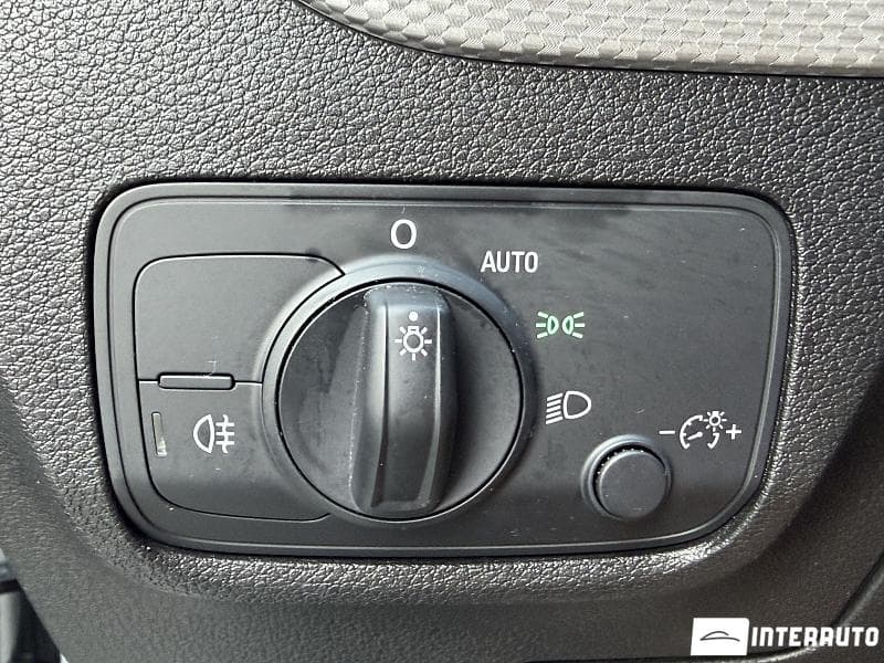 Audi Q2 2023 — Миниатюра 9