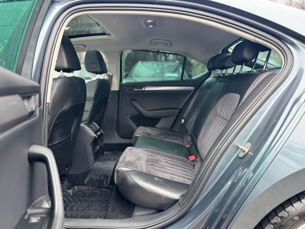 Skoda Superb 2019 — Миниатюра 19