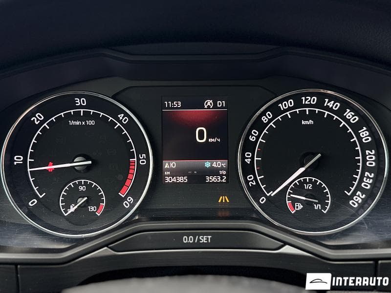 Skoda Superb 2019 — Миниатюра 11
