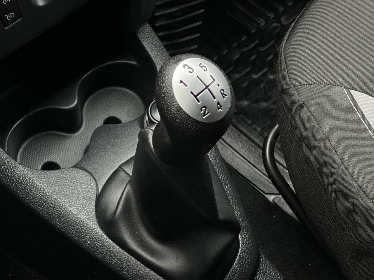 Dacia Sandero Stepway 2016 — Миниатюра 11
