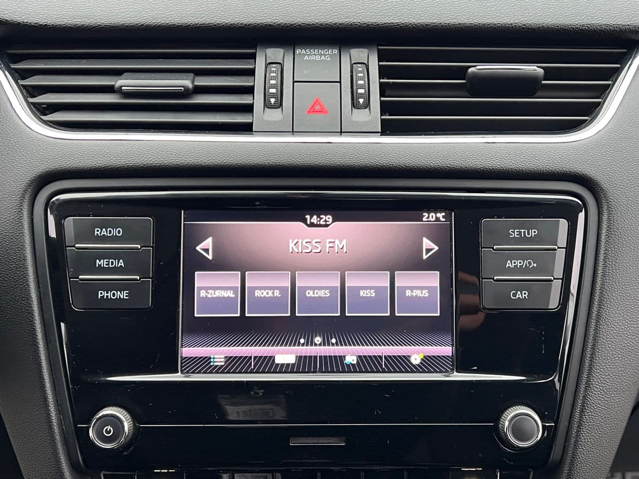 Skoda Octavia 2018 — Миниатюра 9