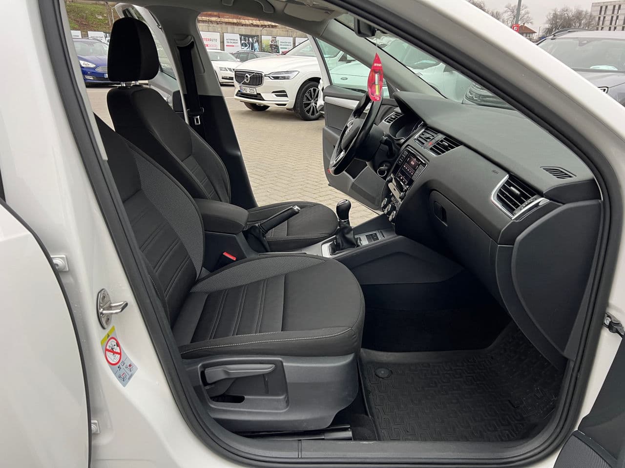 Skoda Octavia 2018 — Миниатюра 15