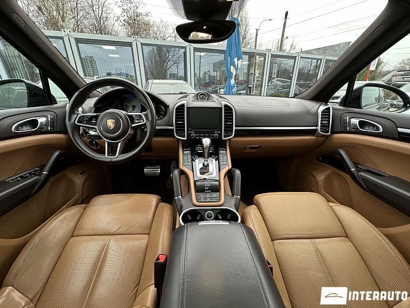 Porsche Cayenne S Hybrid 2017 — Миниатюра 9