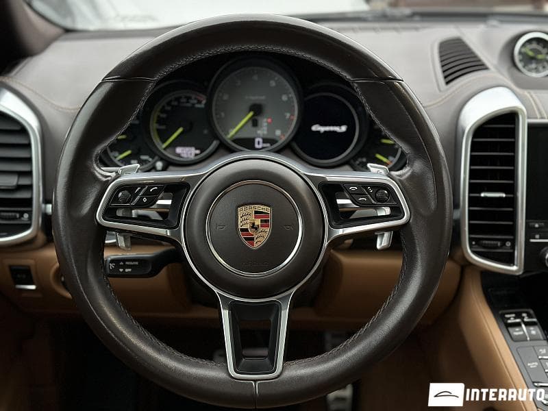 Porsche Cayenne S Hybrid 2017 — Миниатюра 11