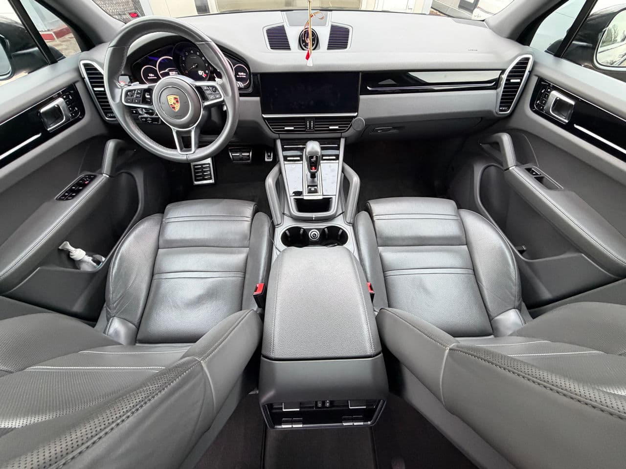 Porsche Cayenne 2020 — Миниатюра 10