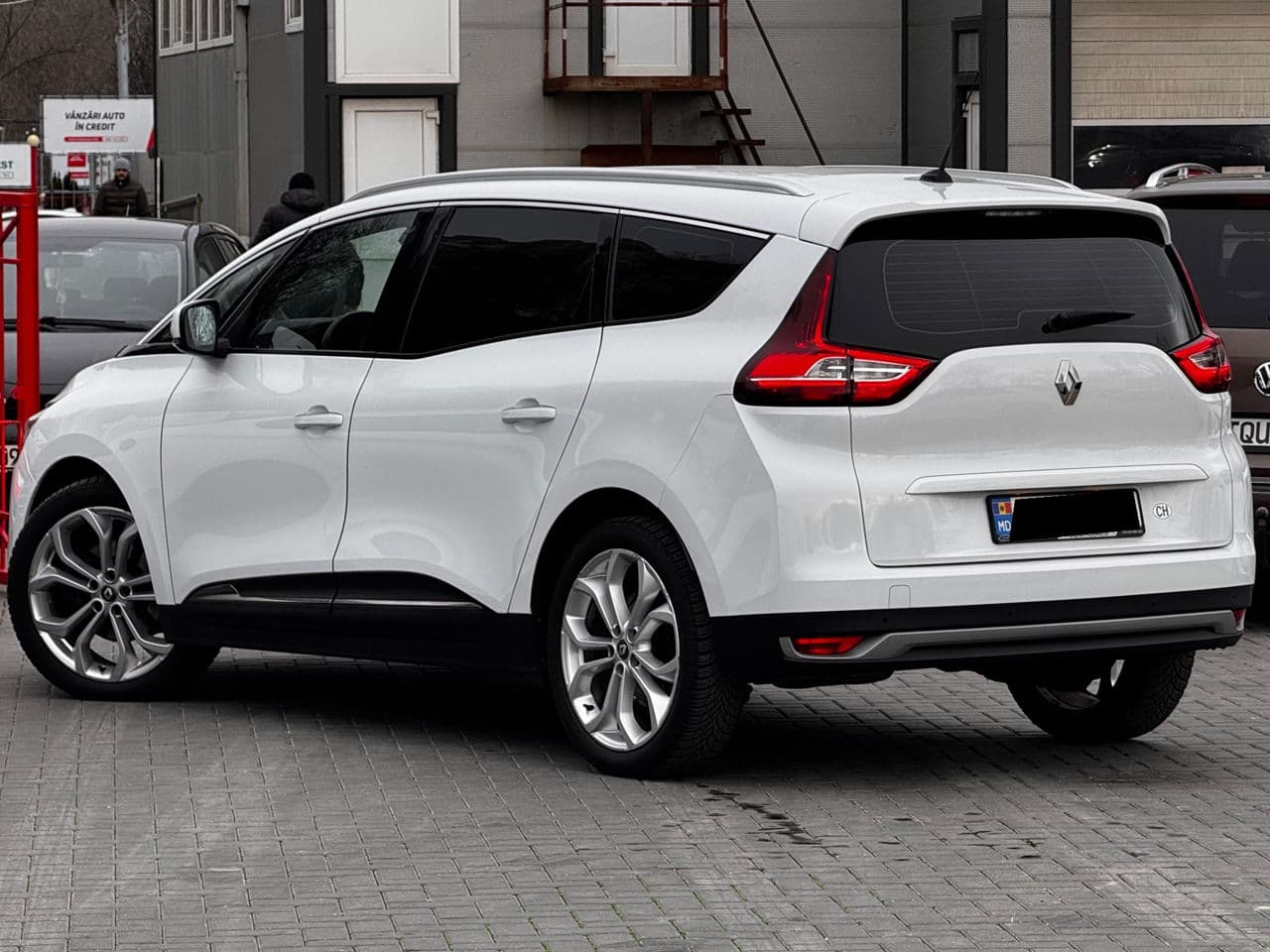 Renault Grand Scenic 2017 — Миниатюра 2