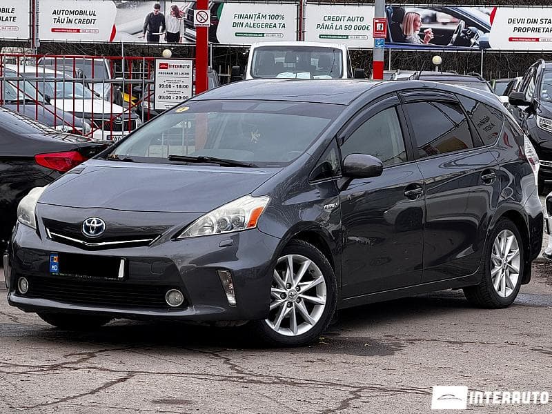 Toyota Prius Plus / V