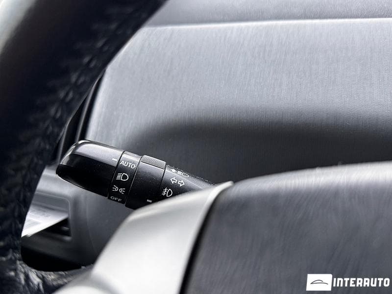 Toyota Prius Plus / V 2012 — Миниатюра 12