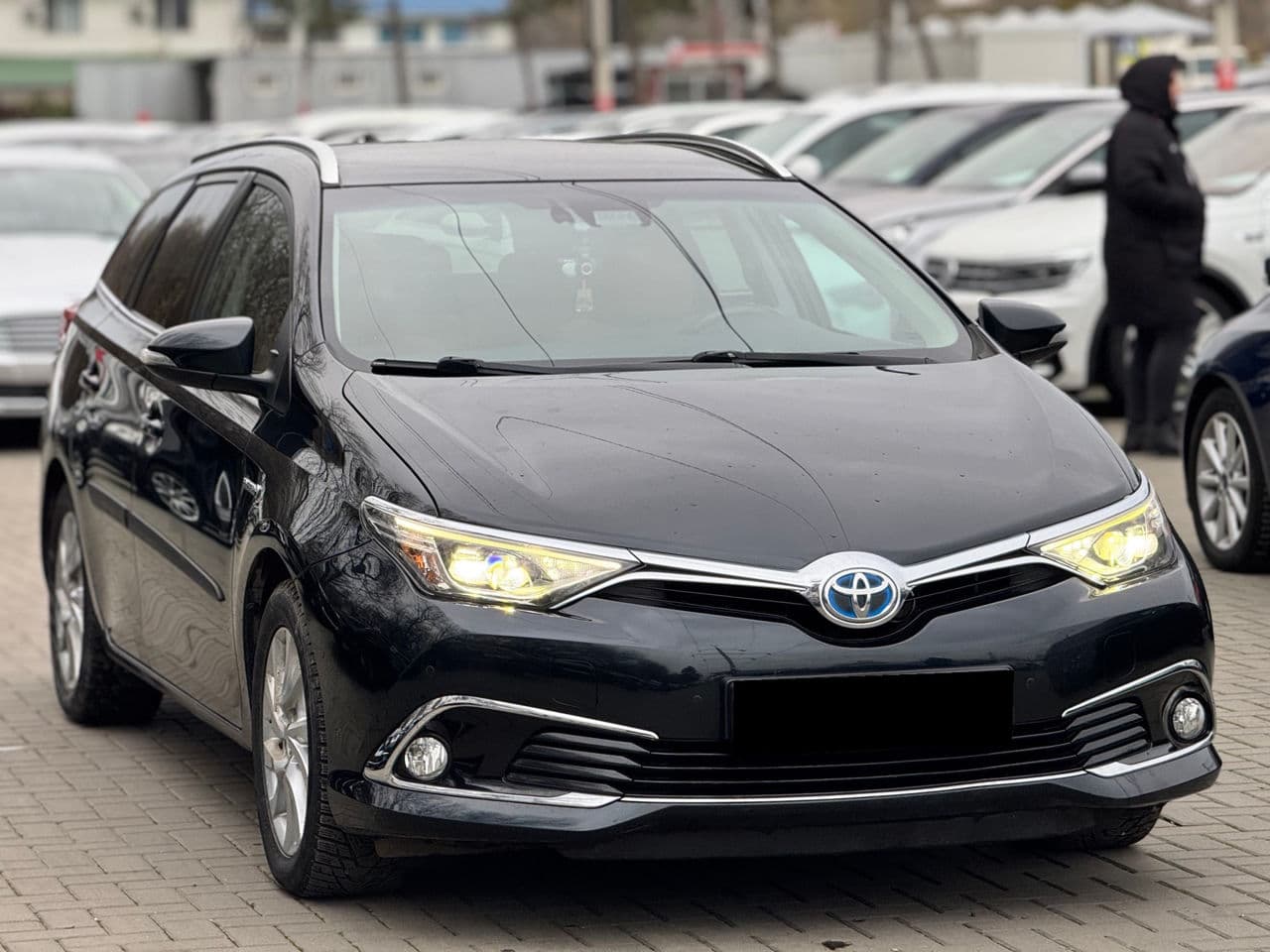 Toyota Auris 2015 — Миниатюра 3