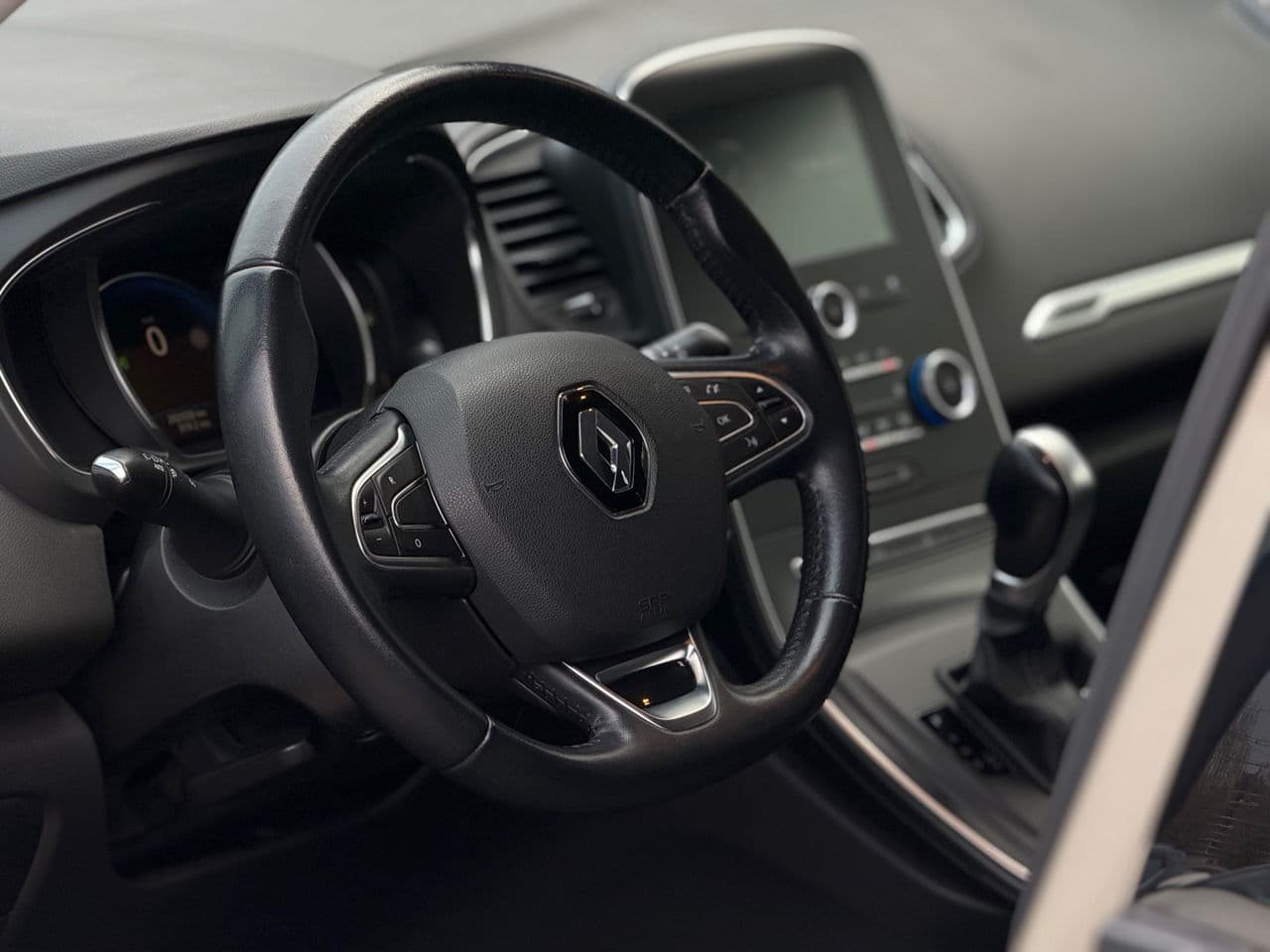Renault Scenic 2017 — Миниатюра 7