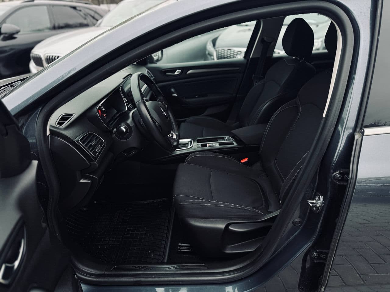 Renault Megane 2022 — Миниатюра 5