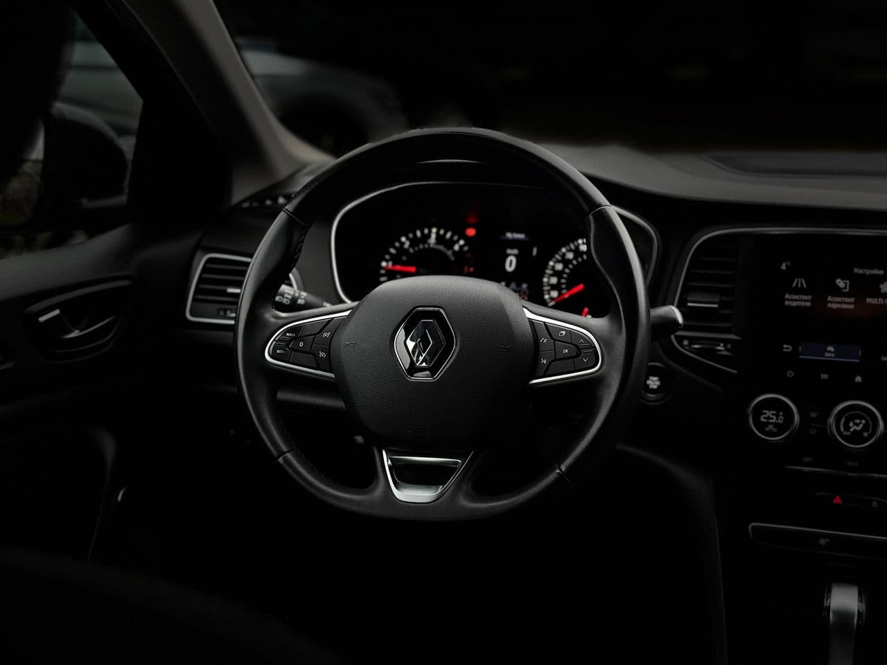 Renault Megane 2022 — Миниатюра 7