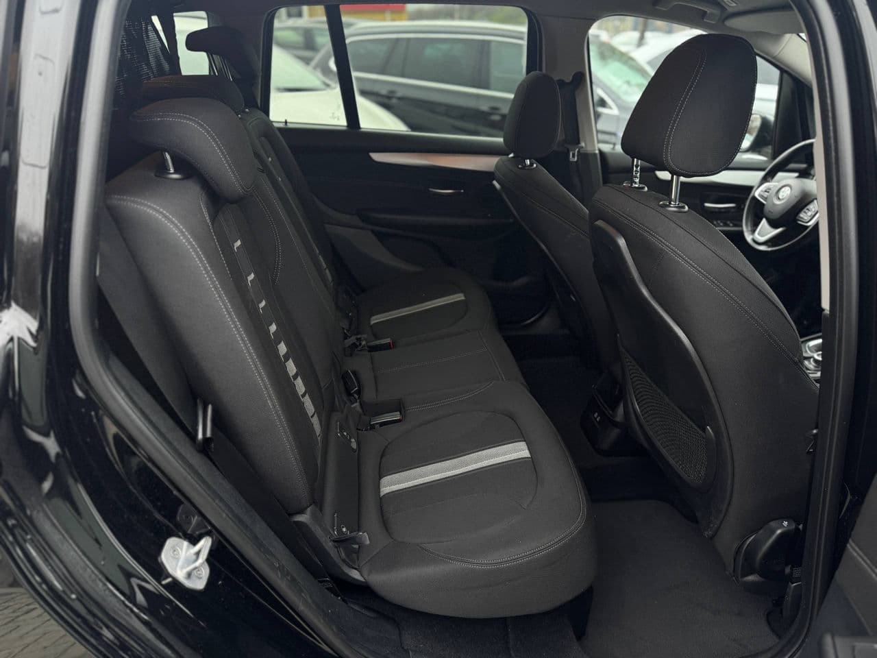 BMW 216d 2019 — Миниатюра 15