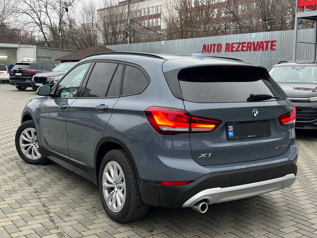 2021 BMW X1 2.5e — Miniatură 4
