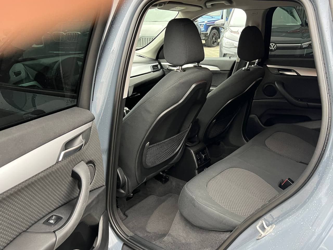 2021 BMW X1 2.5e — Miniatură 14