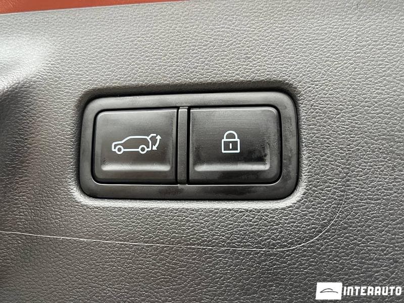 Hyundai Santa Fe 2024 — Миниатюра 18