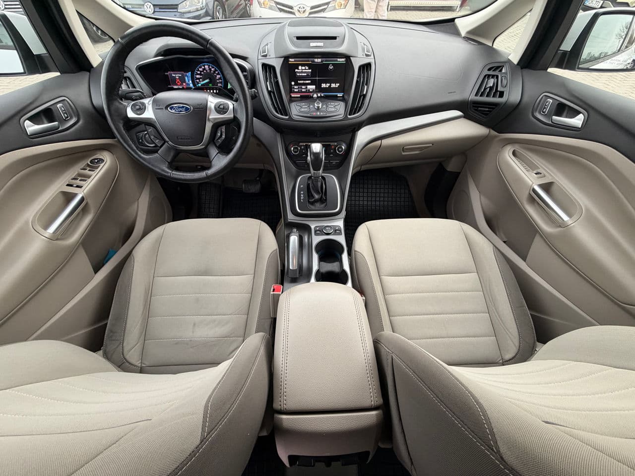 Ford C-MAX 2015 — Миниатюра 8
